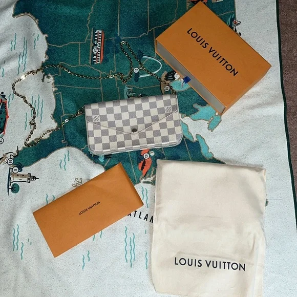 🔶 Louis Vuitton Pochette Félicie Bag 🔶 - Picture 9 of 10